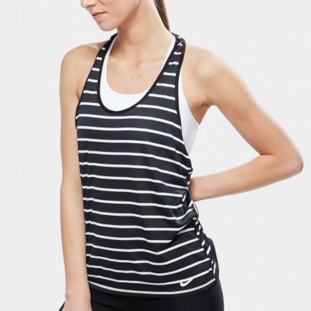 Nike 2 in 1 Tank Top